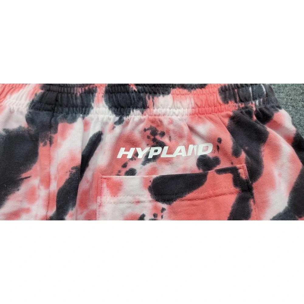 Hypland X Naruto Shippuden Skater Shorts Adult Large Red Tie Dye Inseam 9
